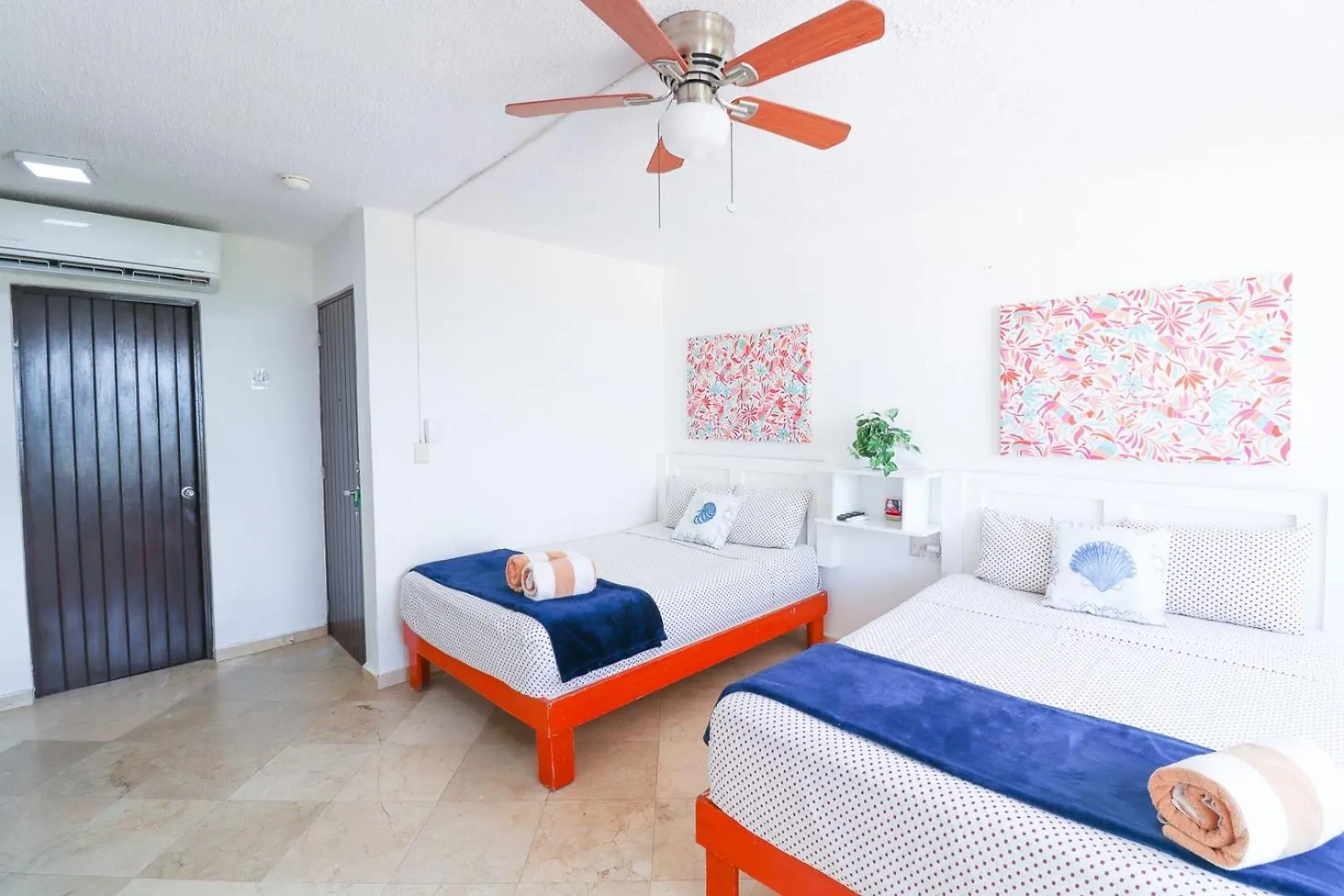 Confortable With Beautiful Sunset View And Beach Cancún 0*,  Mexiko